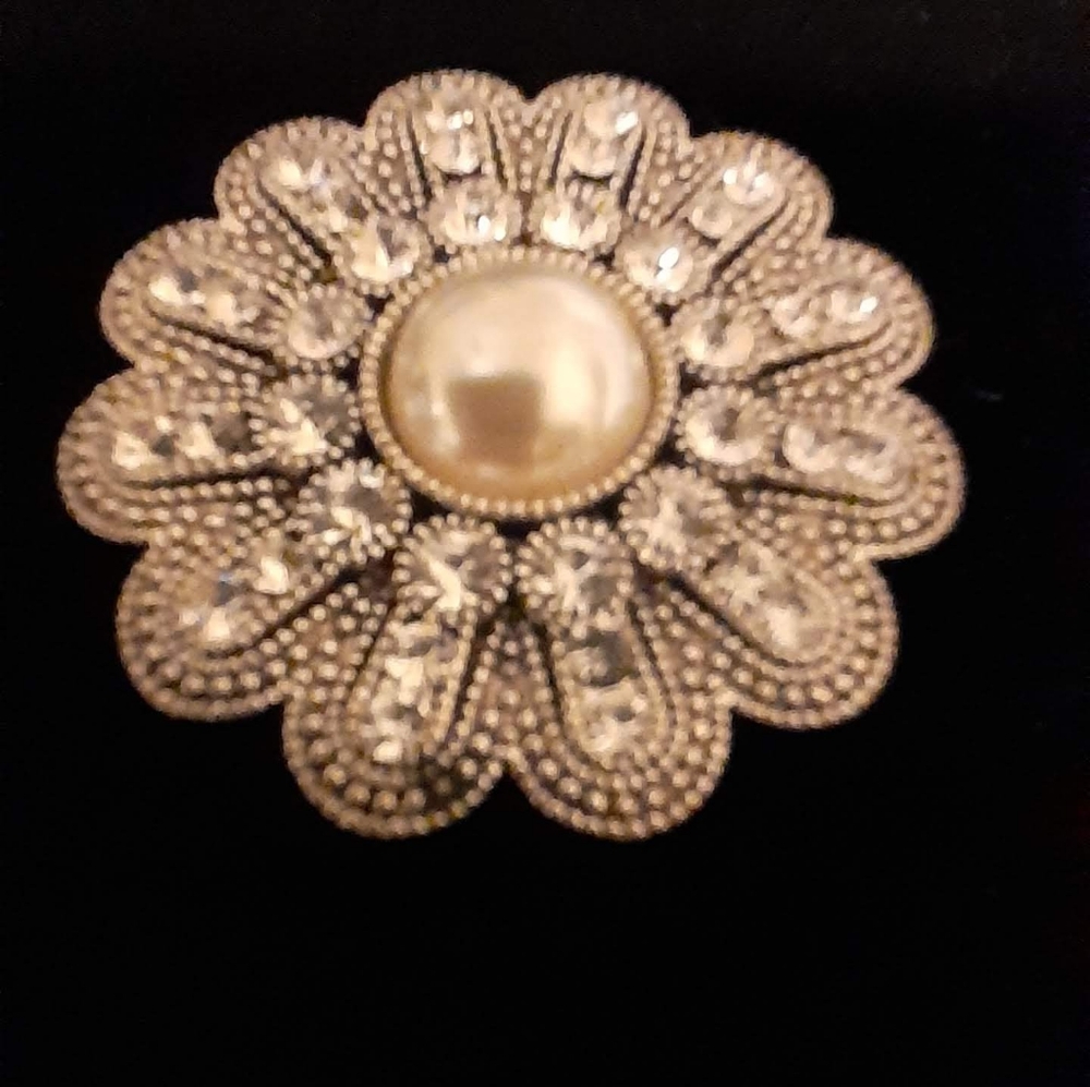 Crystal Brooche